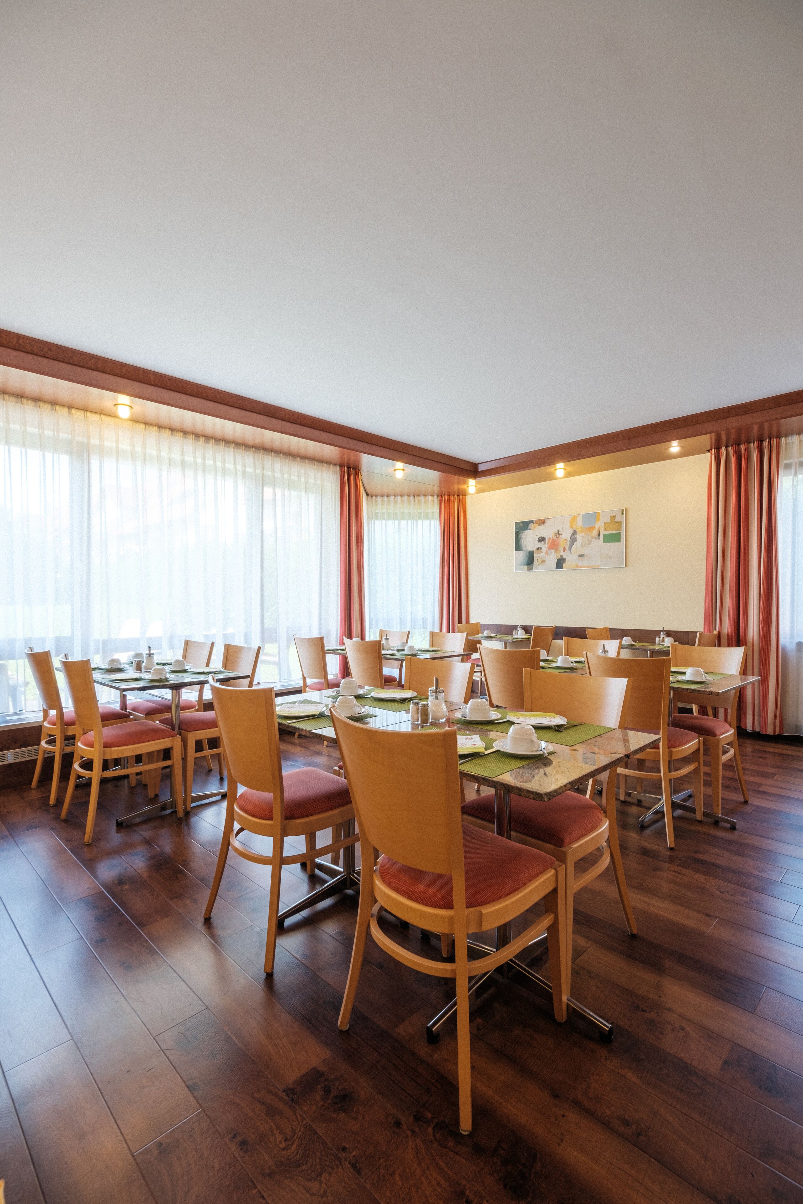 daily buffet breakfast (eur 16 per person)