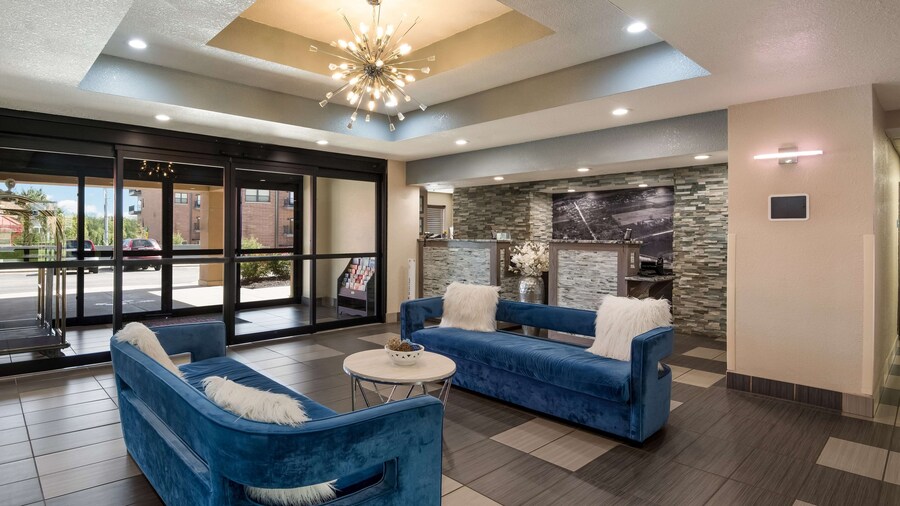 SureStay Plus Hotel by Best Western Coralville Iowa City