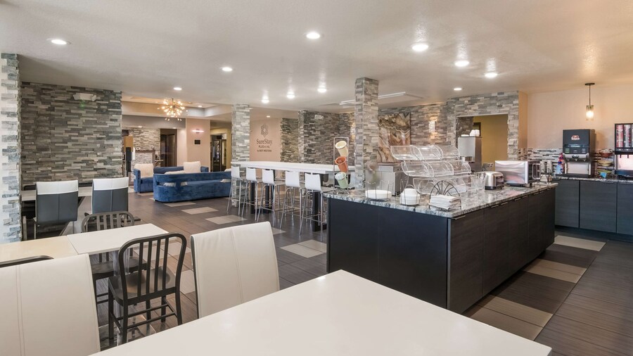 SureStay Plus Hotel by Best Western Coralville Iowa City
