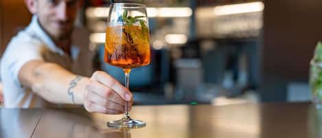 Bar (in der Unterkunft)