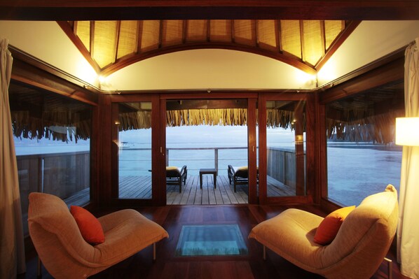 Habitación de lujo, 1 cama de matrimonio grande, sobre el agua | Vistas desde la habitación