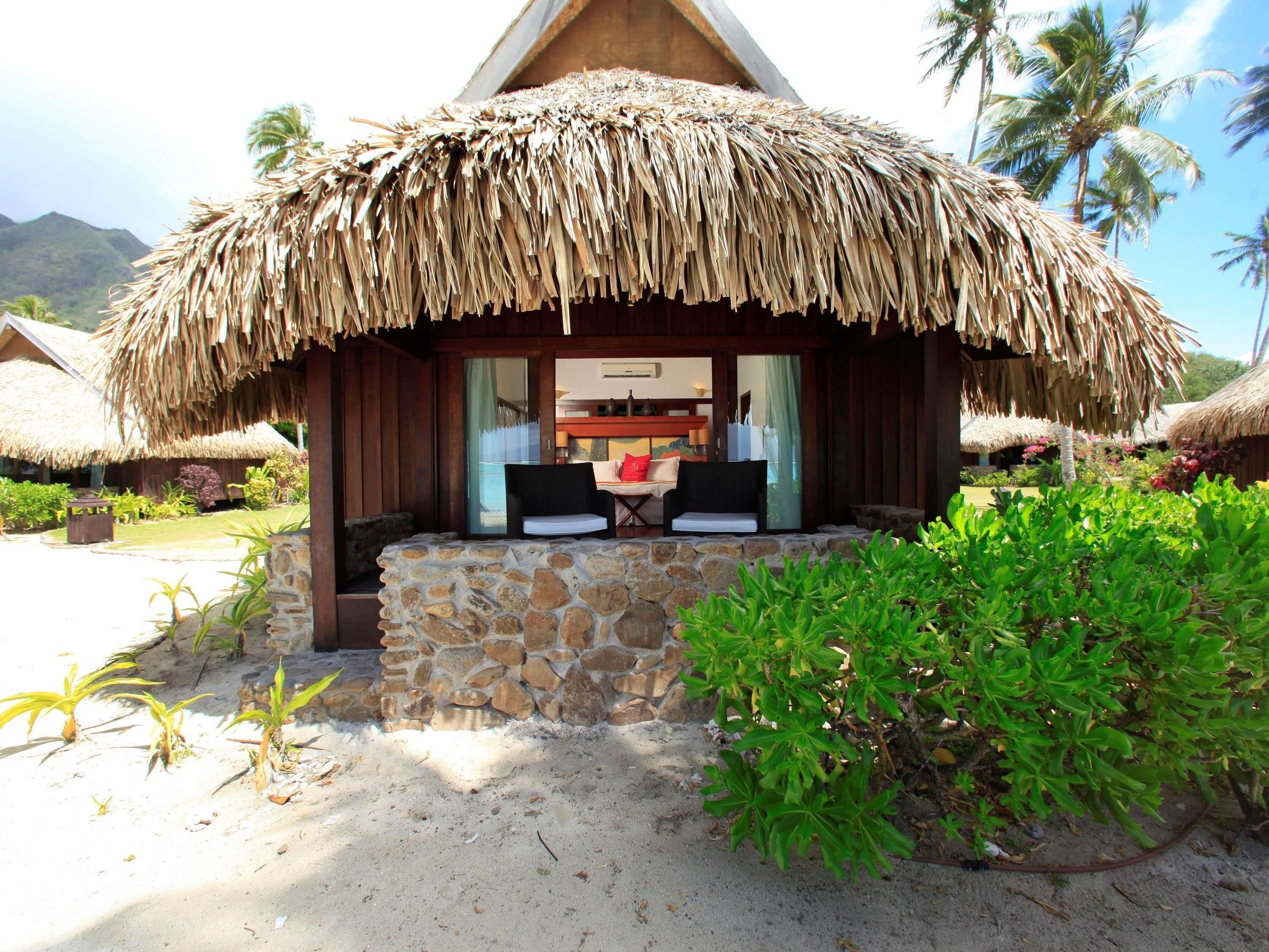 Luxury Villa, 1 Double Bed, Beach View | Premium bedding, pillowtop beds, free minibar, in-room safe