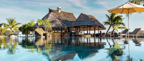 3 restaurants servant le petit déjeuner, spécialités Cuisine régionale