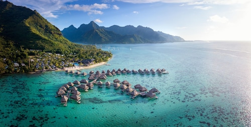 写真：モーレア島