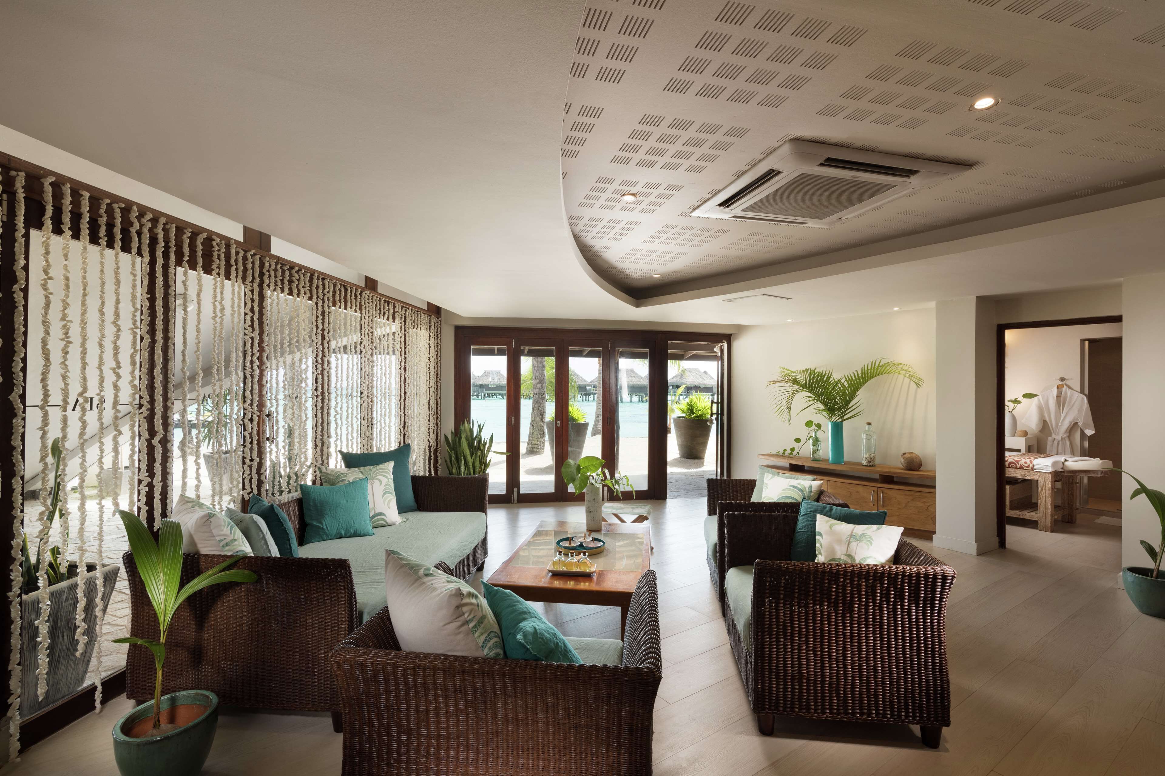 couples treatment room(s), sauna, hot tub, body treatments, aromatherapy