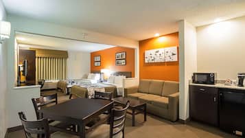Premium bedding, pillow-top beds, individually furnished, desk