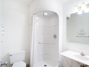 Free toiletries, towels - Budgetlodge (Oklahoma City)