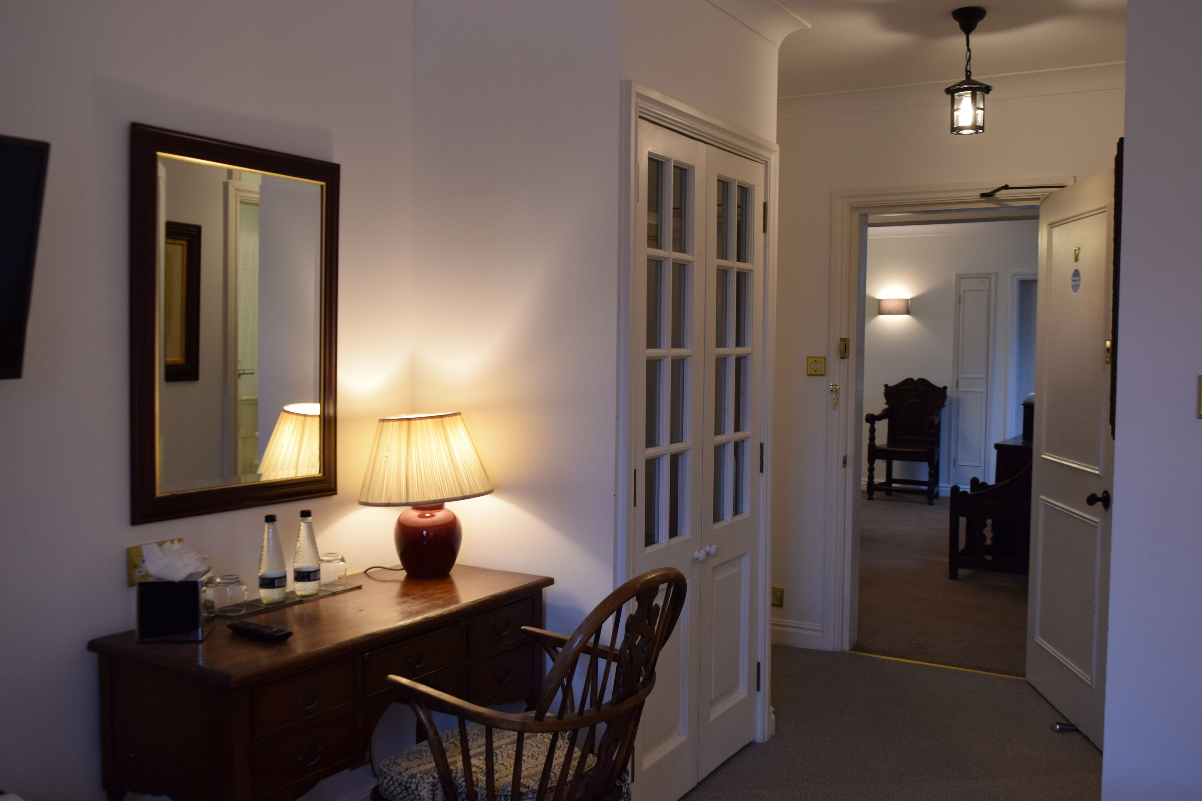 classic double room, 1 double bed | 1 bedroom, in-room safe, desk, iron/ironing board