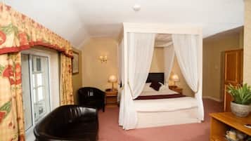 Standard Room | In-room safe, desk, iron/ironing board, free WiFi