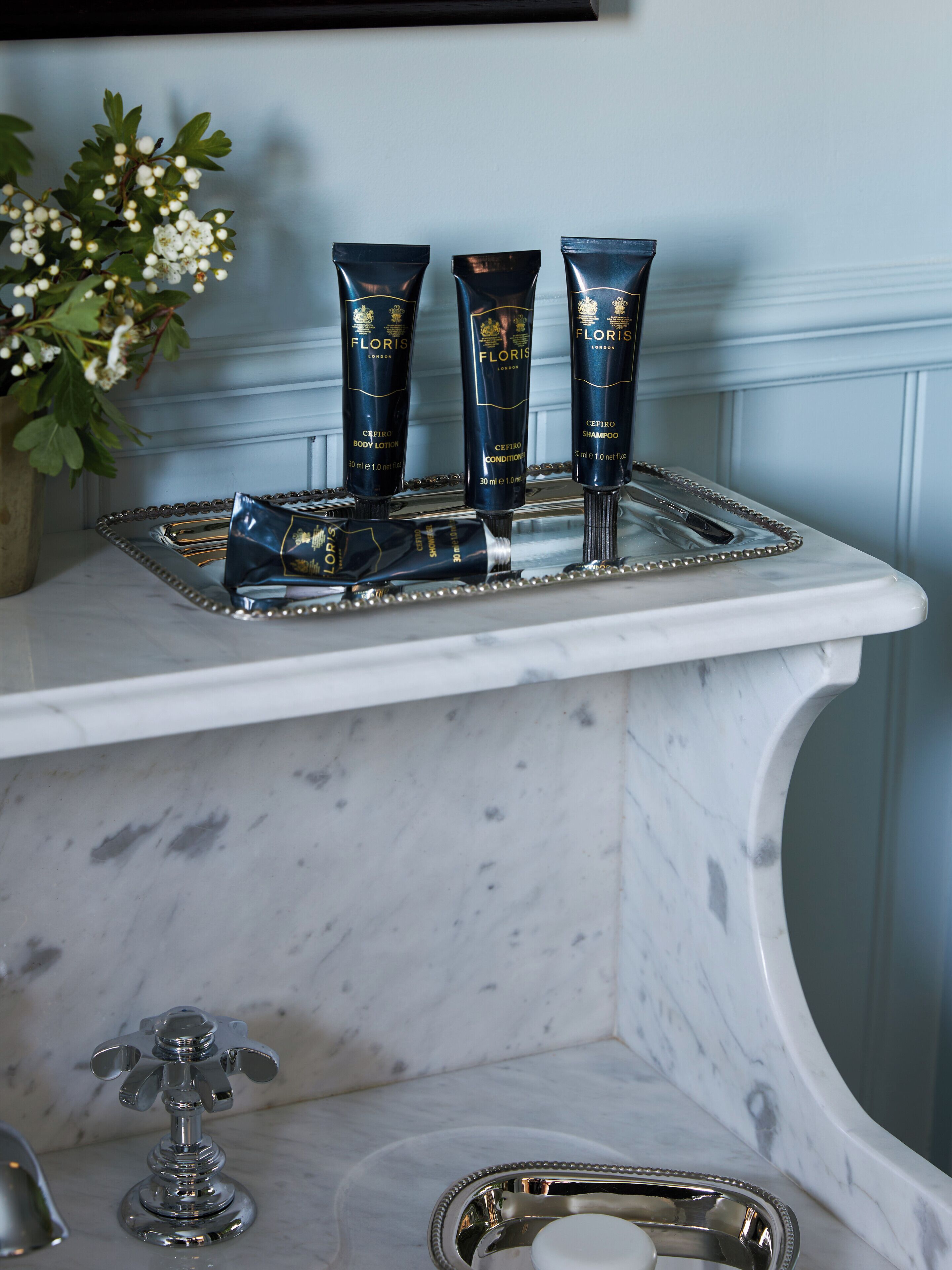 egyptian cotton sheets, premium bedding, down duvets, pillow-top beds