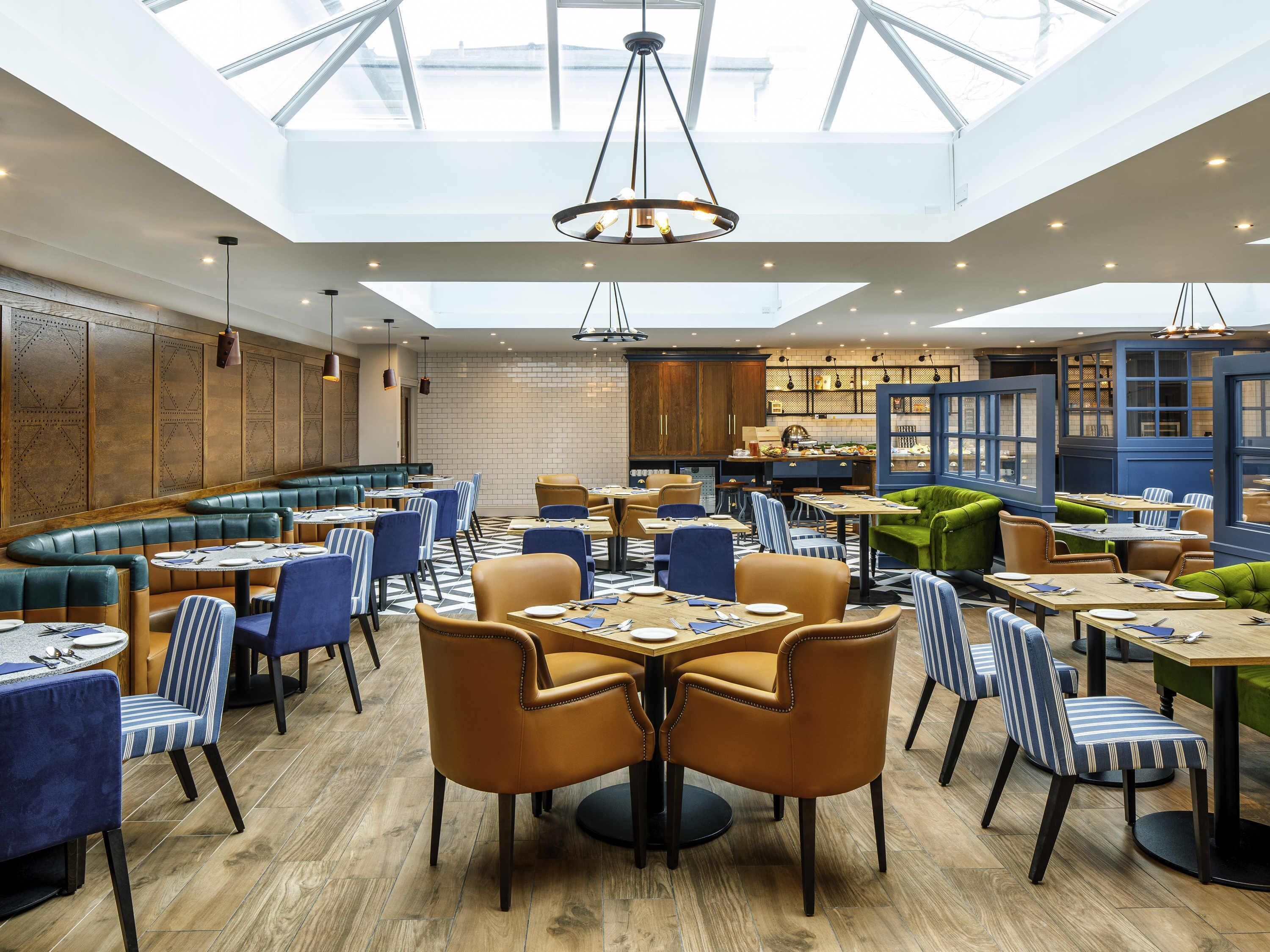 To-go breakfast on weekends (GBP 18.00 per person)