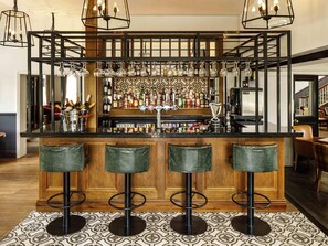 Bar (in der Unterkunft)