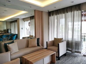 Executive lounge - Copthorne King's Hotel Singapore (Singapore)