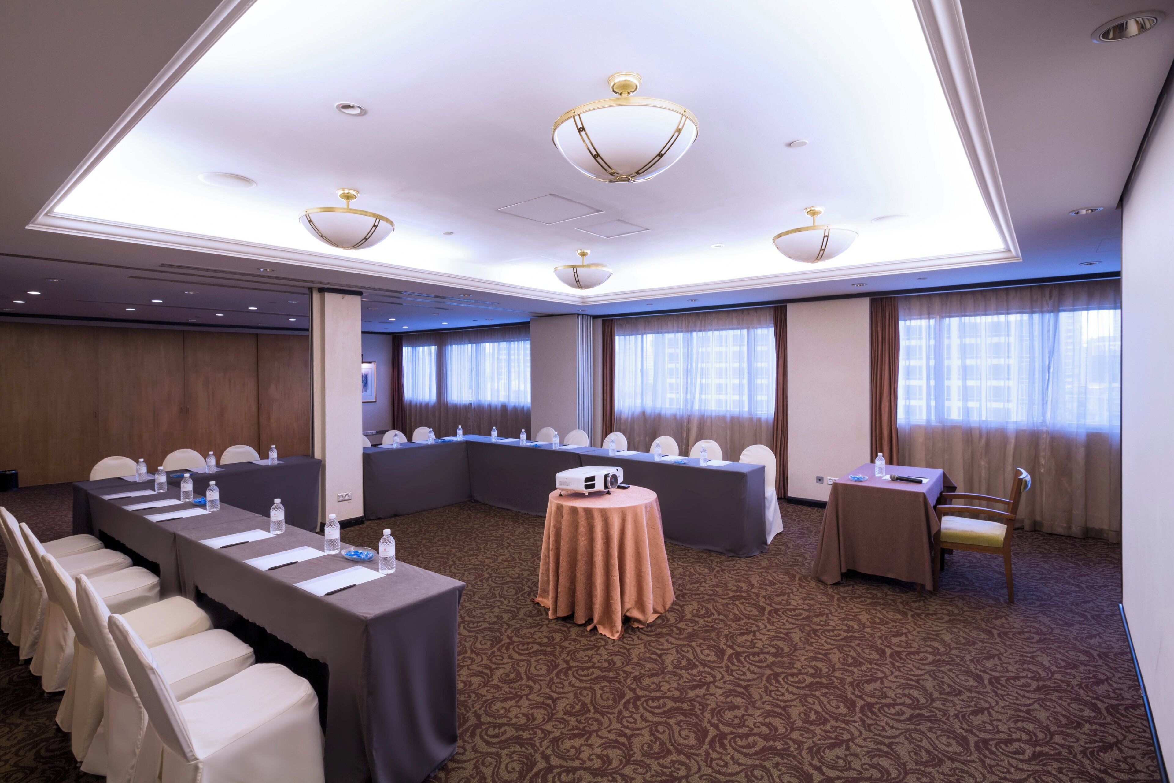 Meeting facility