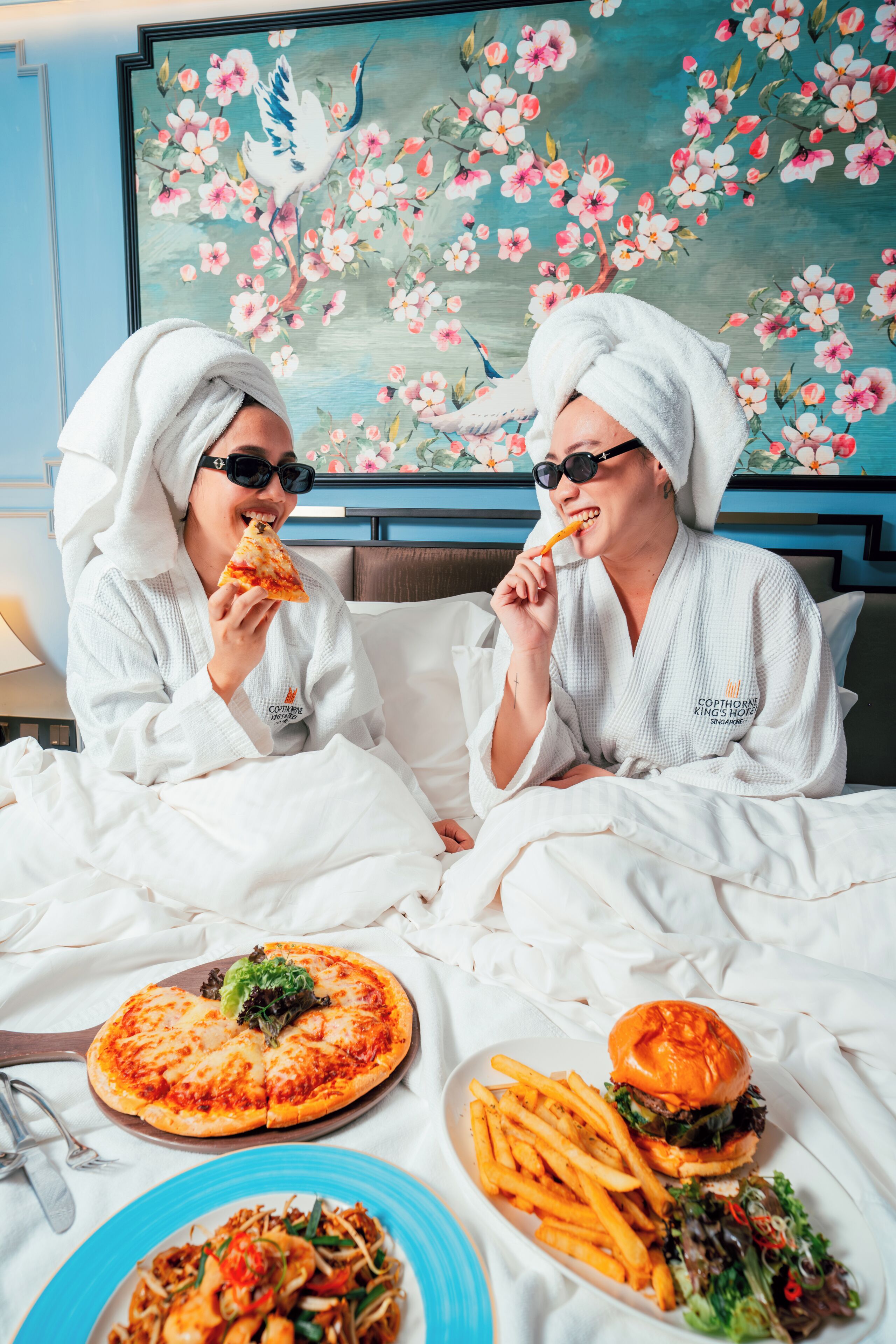 客室内のダイニングエリア