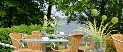 Frühstück, Mittagessen, Abendessen, regionale Küche, Speisen im Freien