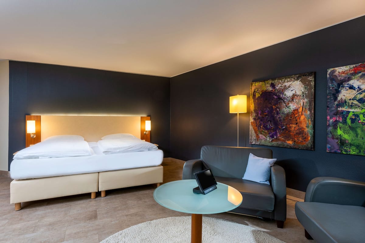 Chambre Affaires (with Double Bed)
