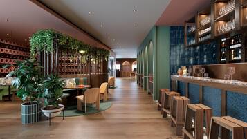 Bar (in der Unterkunft)