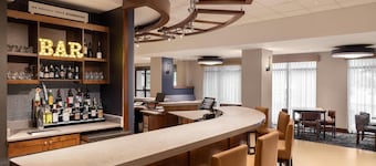 Hyatt Place Charlotte Airport/Lake Pointe