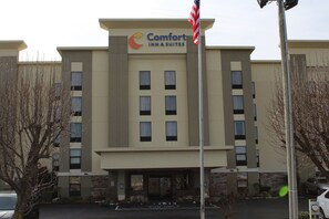 Exterior - Comfort Inn & Suites Little Rock Airport (Little Rock)