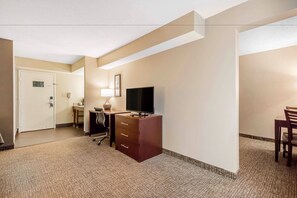 1 chambre, literie de qualité, bureau