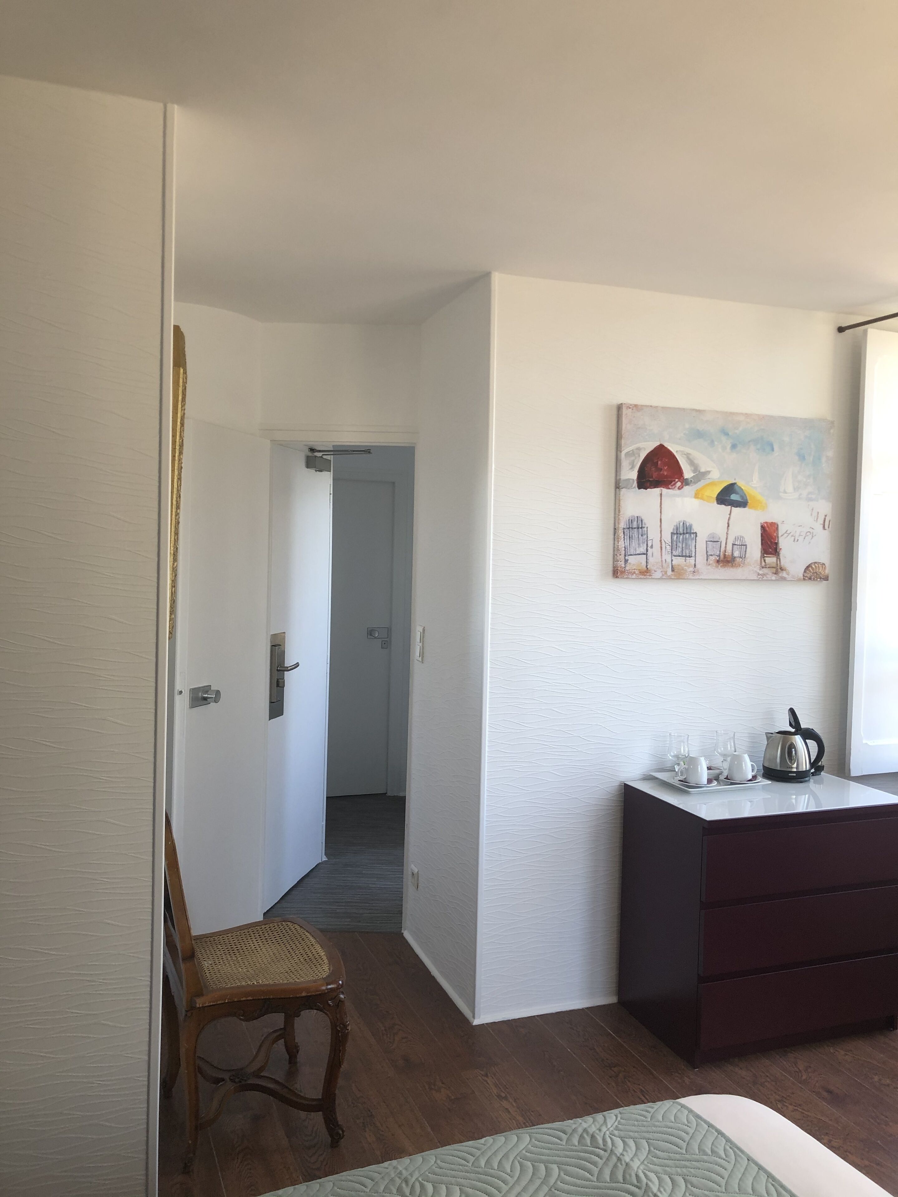 Superior Double Room, Bathtub (Armateurs) | 1 bedroom, in-room safe, desk, free WiFi