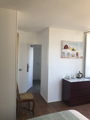 Quarto casal superior, banheira (Armateurs) | 1 quarto, cofres nos quartos, escrivaninha, Wi-Fi de cortesia