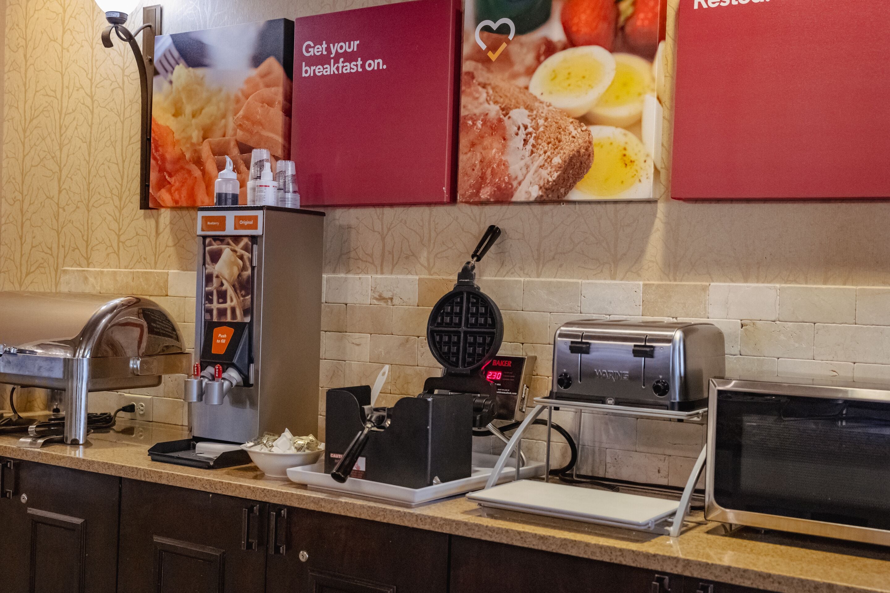 free daily continental breakfast