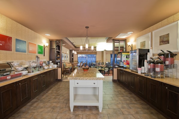 Free daily continental breakfast