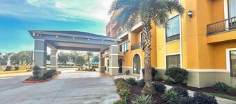 Comfort Suites Westchase Houston Energy Corridor