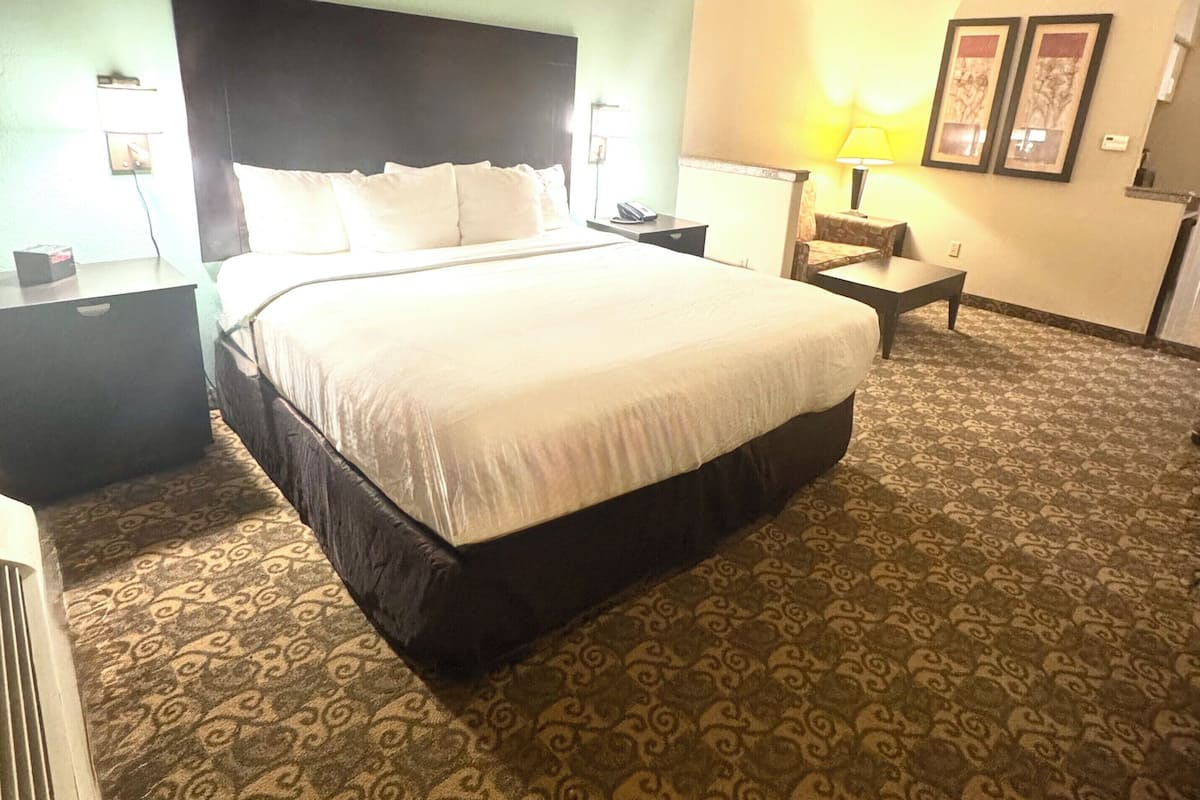 Pillowtop beds, desk, blackout drapes, soundproofing