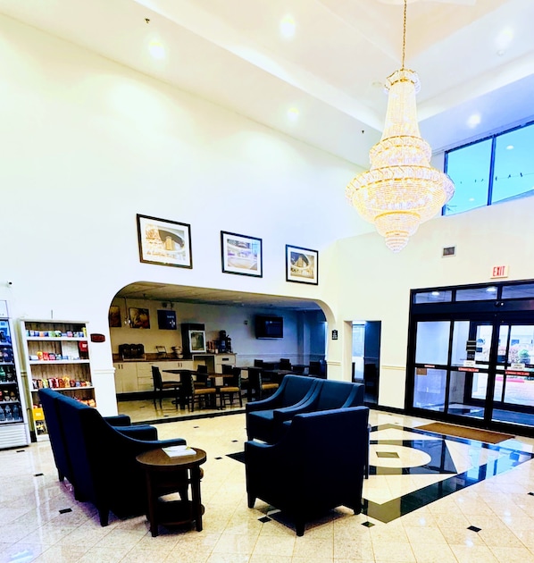 Lobby sitting area - Comfort Suites Westchase Houston Energy Corridor (Houston)