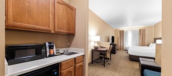 Roanoke Suites