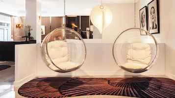 Sitteområde i lobbyen