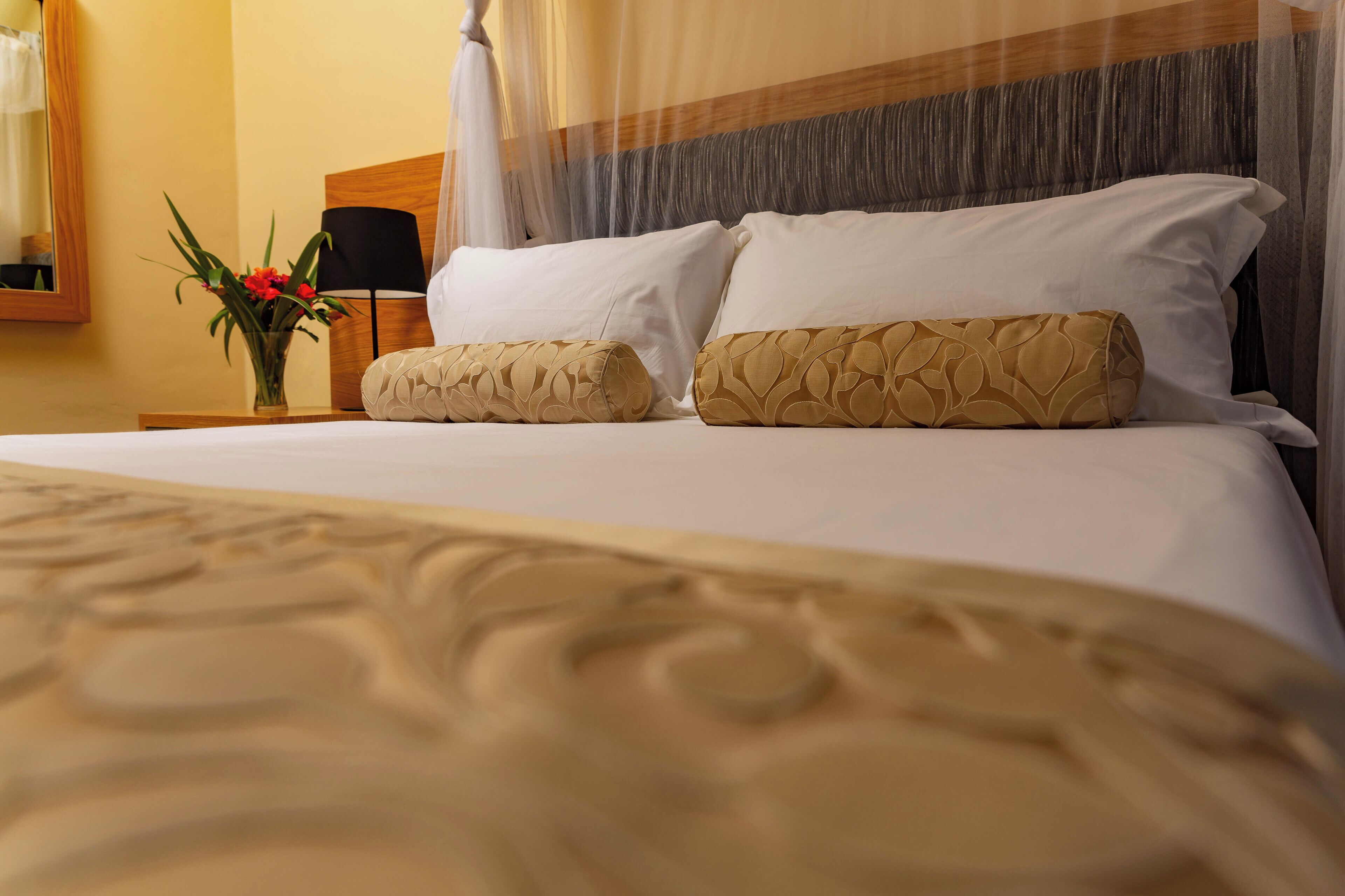 superior room | 1 bedroom, minibar, in-room safe, desk