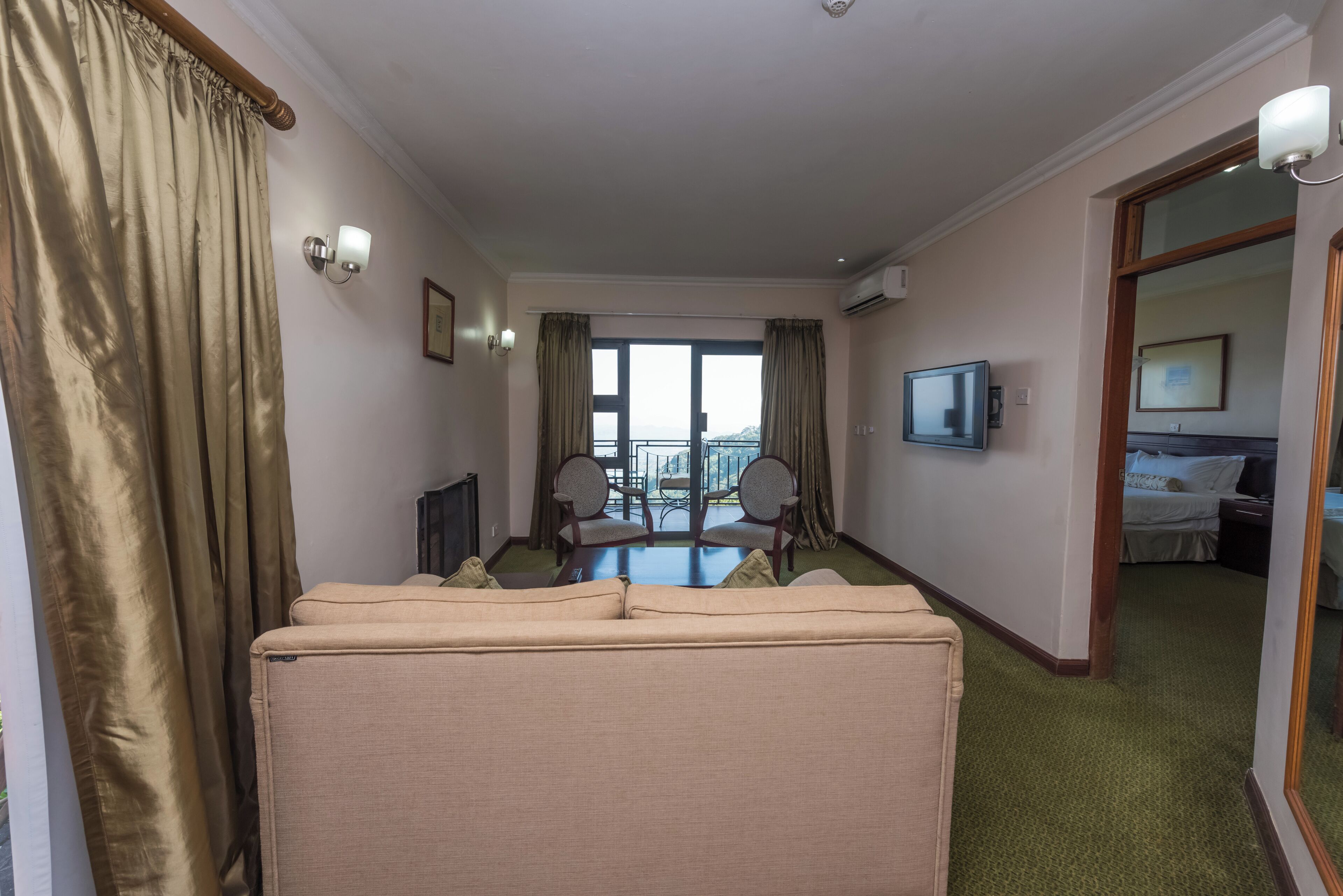 suite | living area | tv