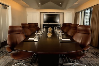 Meeting space at The Gwen, a Luxury Collection Hotel, Michigan Avenue Chicago