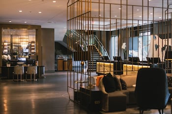 Hotel entrance and lobby at The Gwen, a Luxury Collection Hotel, Michigan Avenue Chicago