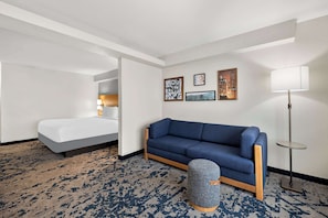 Desk, laptop workspace, iron/ironing board, free WiFi - Country Inn & Suites by Radisson, LSU/Medical Corridor (Baton Rouge)