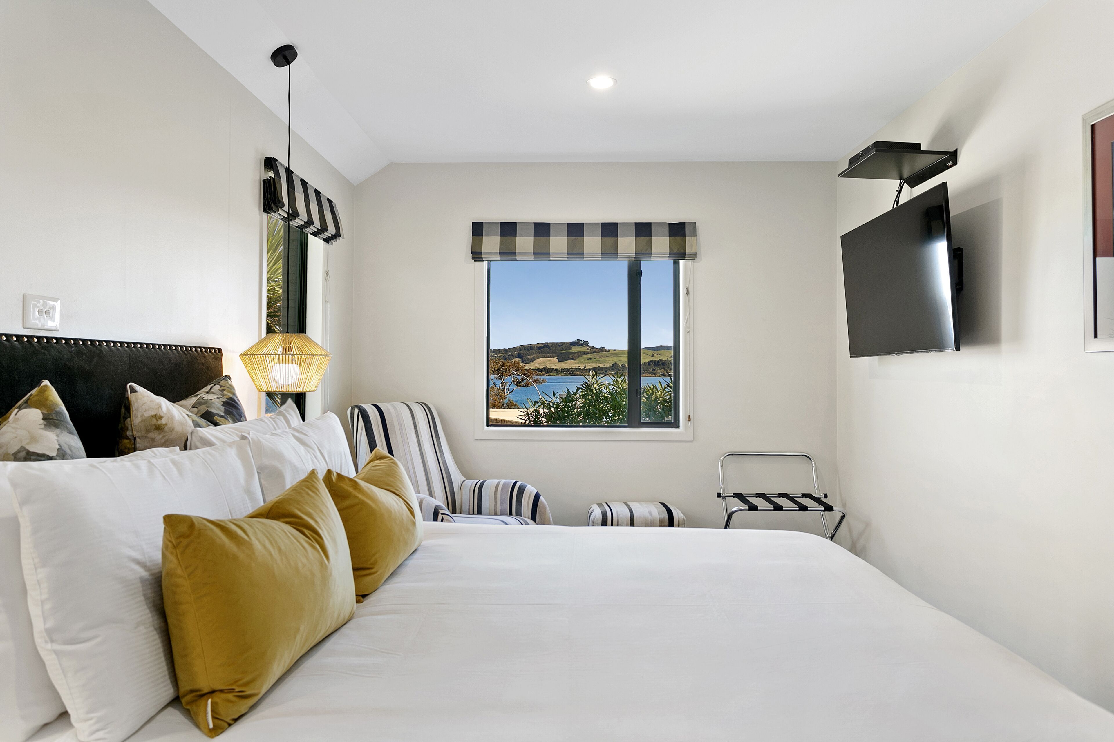 Hochwertige Bettwaren, Bügeleisen/Bügelbrett, kostenloses WLAN