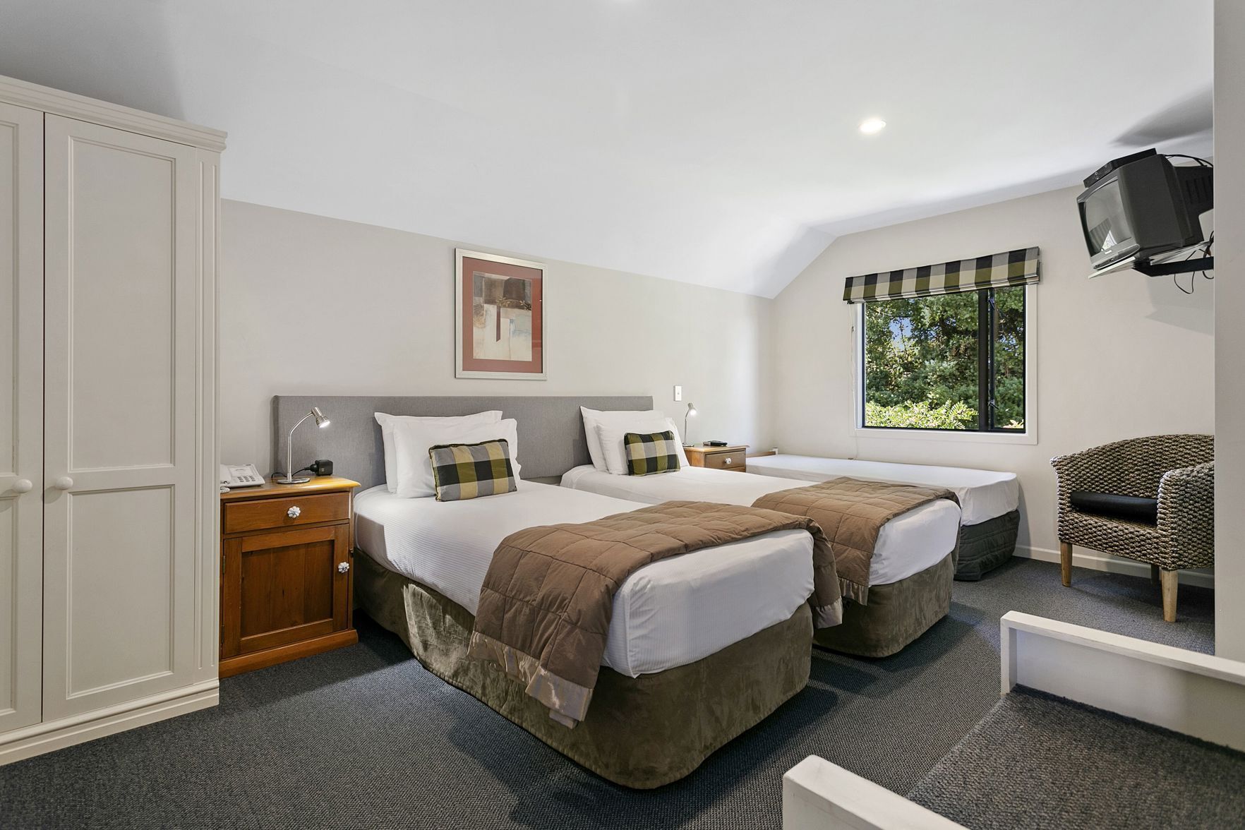 Hochwertige Bettwaren, Bügeleisen/Bügelbrett, kostenloses WLAN