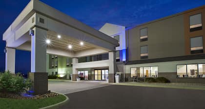 Holiday Inn Express Tiffin by IHG