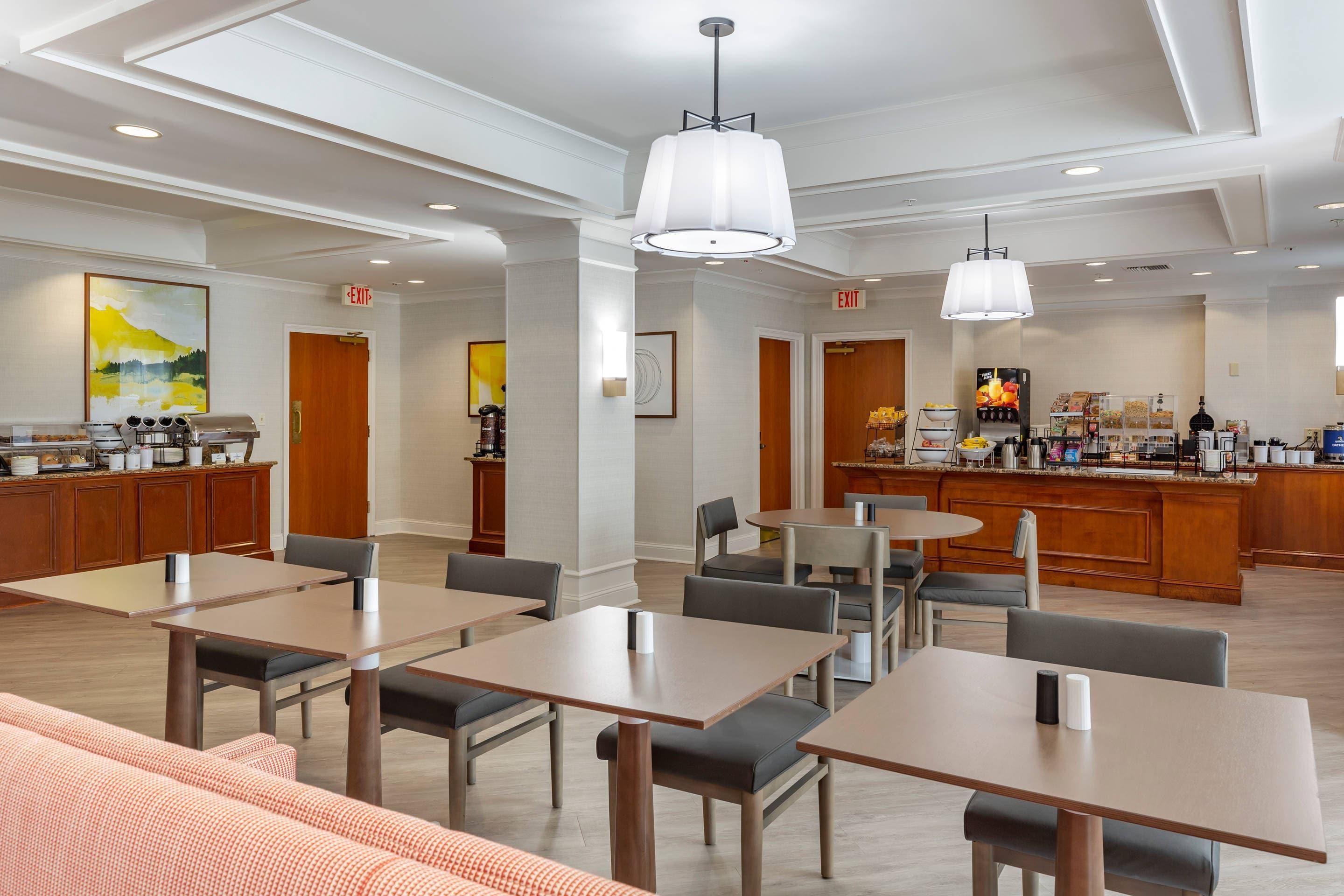Breakfast area