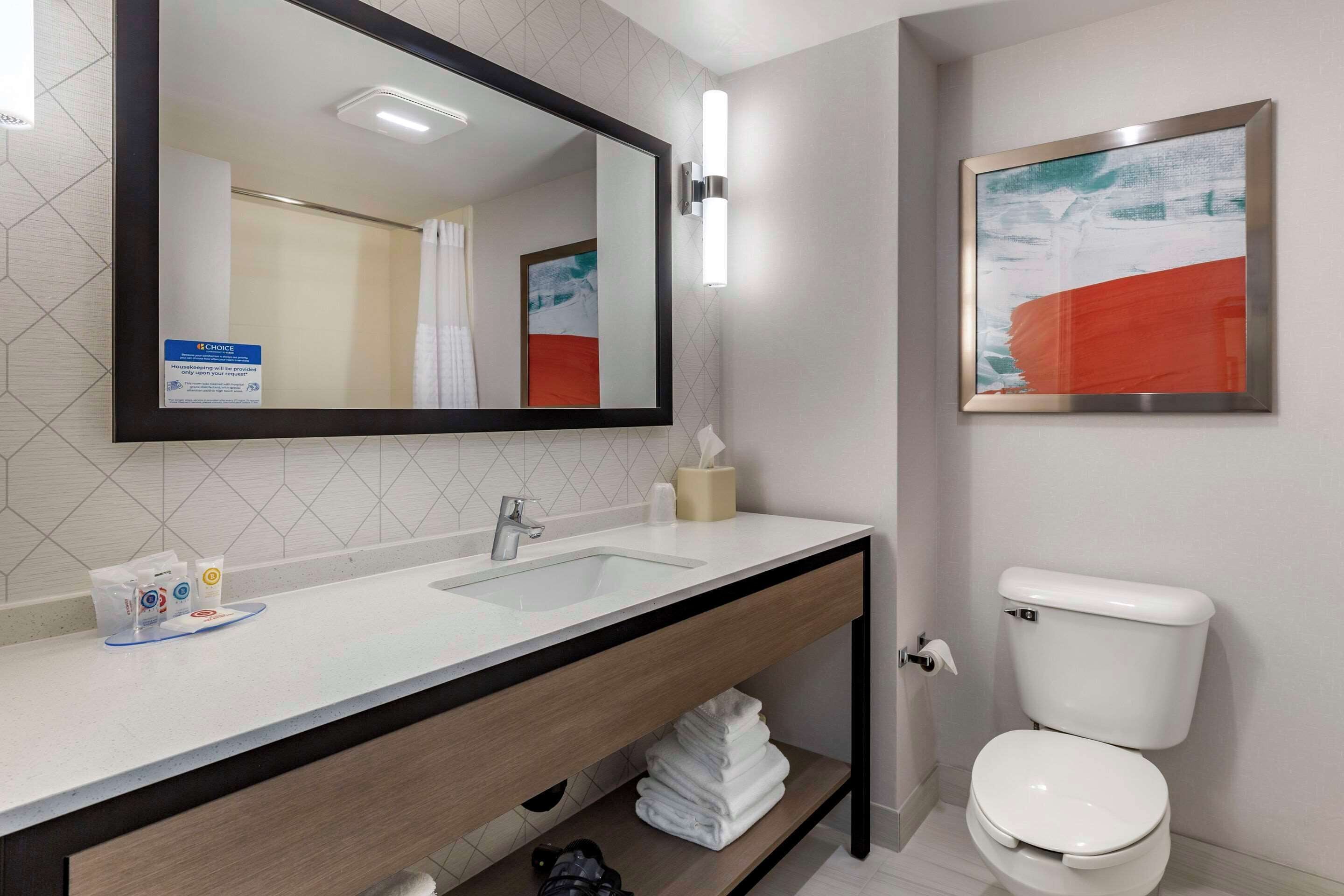 standard room, 2 queen beds, non smoking | in-room safe, desk, blackout curtains, iron/ironing board