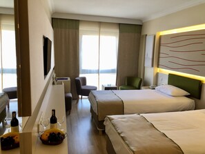 Standard-Doppel- oder -Zweibettzimmer | 1 Schlafzimmer, italienische Bettbezüge von Frette