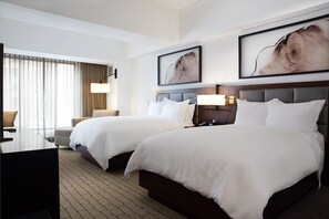 Egyptian cotton sheets, premium bedding, pillowtop beds, minibar
