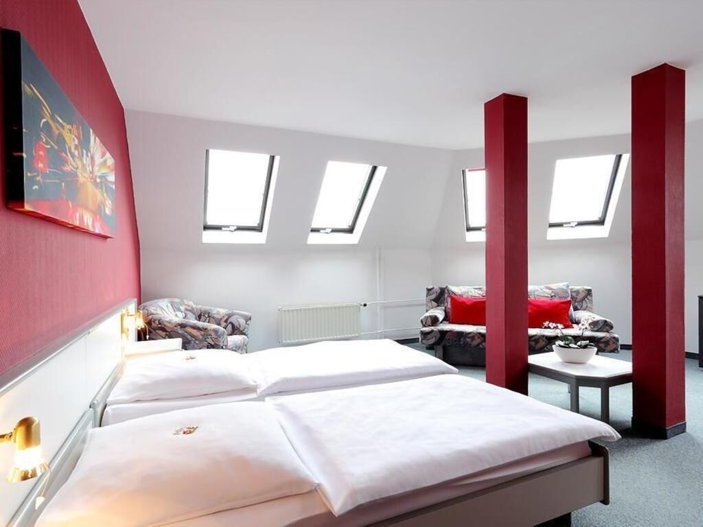 Minibar, desk, iron/ironing board, free WiFi