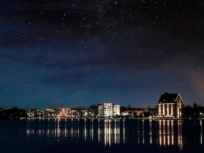 Façade de l’hébergement - soirée/nuit