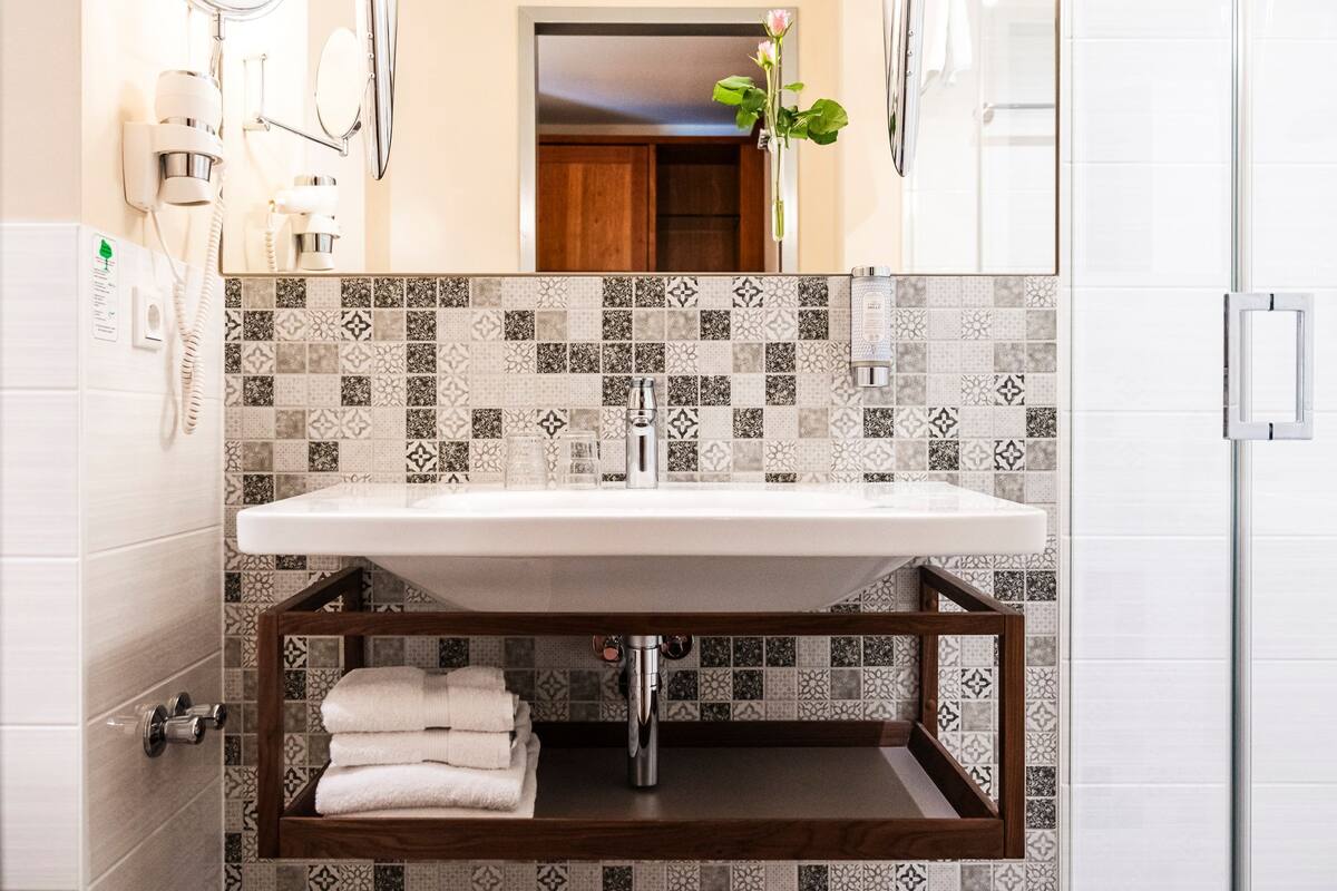 studio | bathroom | free toiletries, hair dryer, heated floors, towels