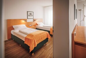 Suite (incl. City Tax) | Desk, free WiFi - Ariva Boardinghouse Platanenhof (Mannheim)